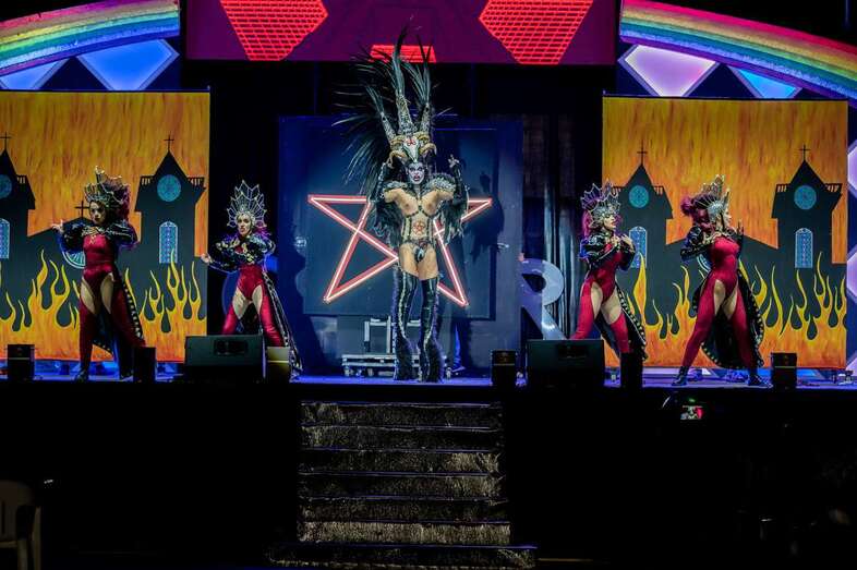 Drag Múlciber, en representación de Tapicería Peñate (Telde)/TA.